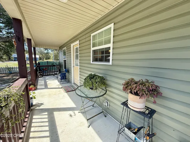 $175,000 | 6589 Grande Oak Loop, Grand Ridge, FL 32442