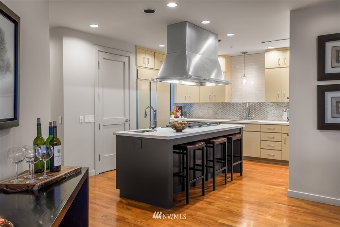 2000 1st Avenue, Unit 2602 Seattle, WA 98121 - Photo 4 of 24