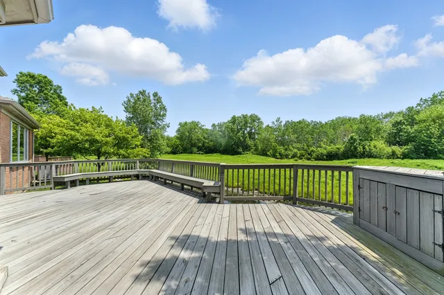 $970,000 | 2471 Augusta Way, Highland Park, IL 60035