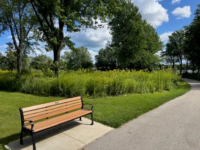 $970,000 | 2471 Augusta Way, Highland Park, IL 60035