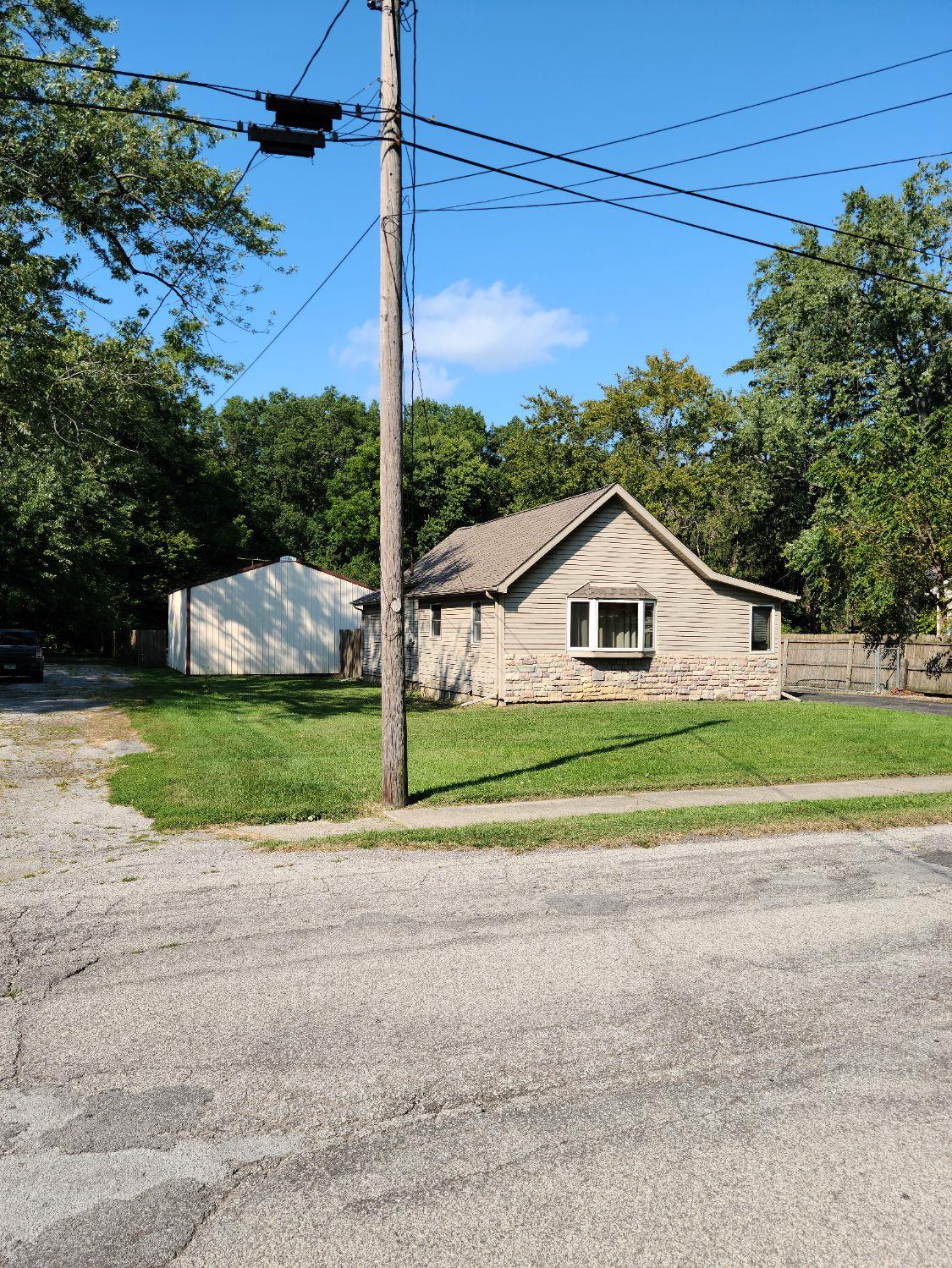 707 McCord Road Valparaiso, IN 46383 - Photo 3 of 46 1125x1499