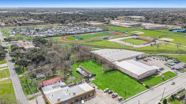 $335,000 | 2412 Pasadena Boulevard, Pasadena, TX 77502