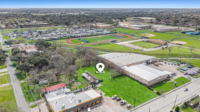 $335,000 | 2412 Pasadena Boulevard, Pasadena, TX 77502