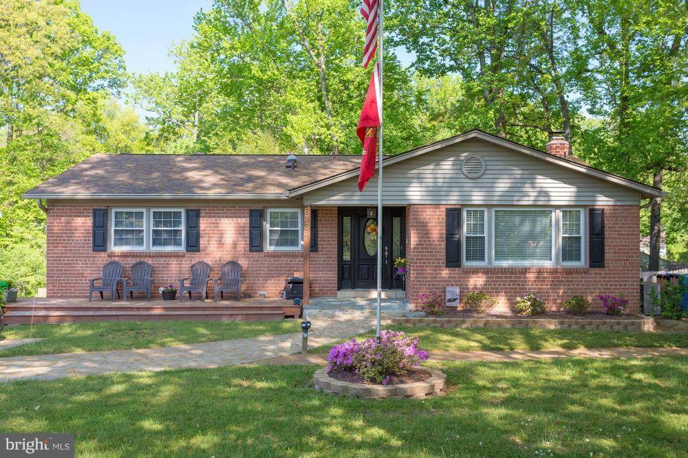 6734 Huntsman Boulevard Springfield, VA 22152 - Photo 1 of 24 Exterior (Front)