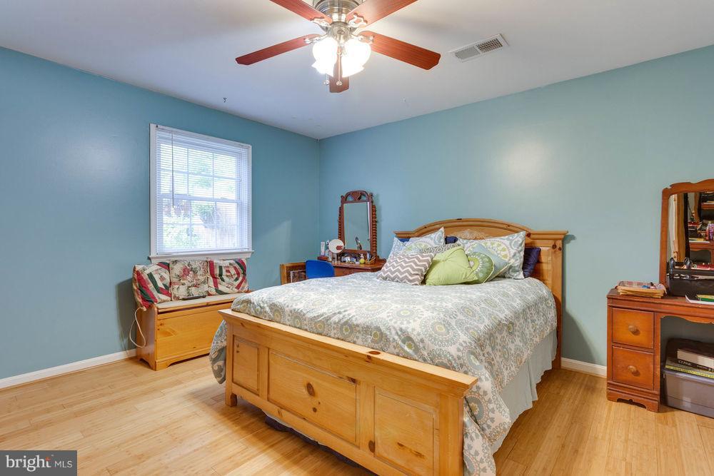 6734 Huntsman Boulevard Springfield, VA 22152 - Photo 21 of 24 Bedroom