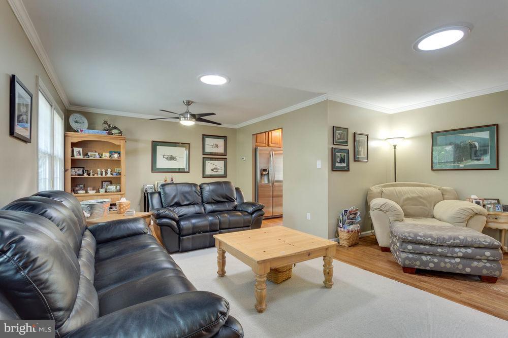 6734 Huntsman Boulevard Springfield, VA 22152 - Photo 8 of 24 Family Room