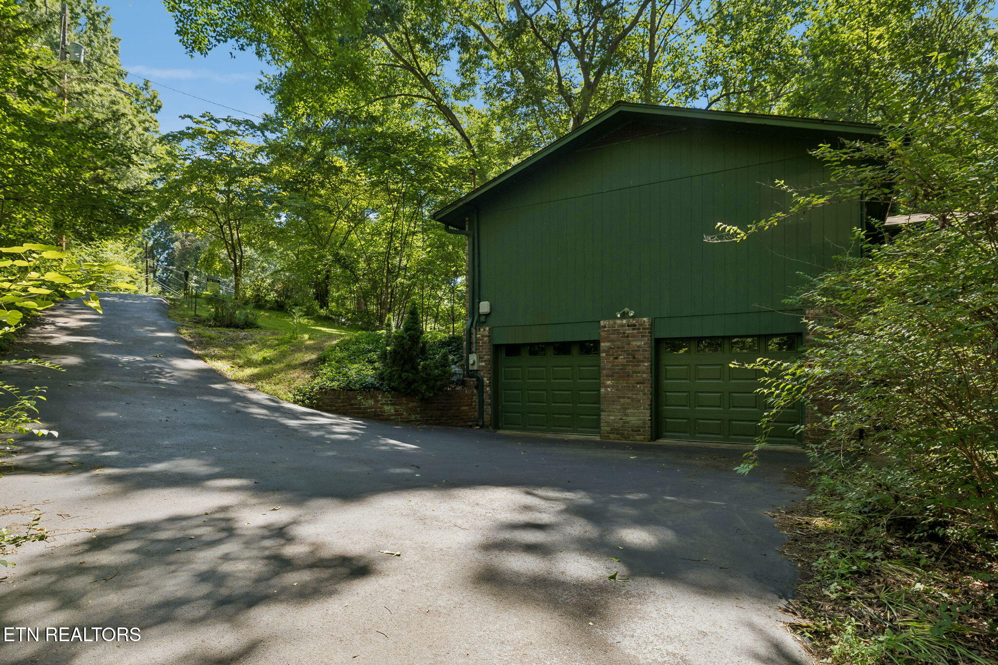 107 Neville Lane Oak Ridge, TN 37830 - Photo 50 of 58 50-107 Neville Ln - 050