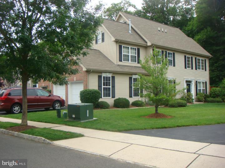 61 Warwick Road West Windsor, NJ 08550 - Photo 1 of 21 Gallery Image 1