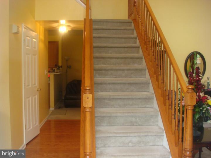 61 Warwick Road West Windsor, NJ 08550 - Photo 2 of 21 Gallery Image 2