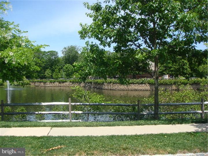 61 Warwick Road West Windsor, NJ 08550 - Photo 19 of 21 Gallery Image 19