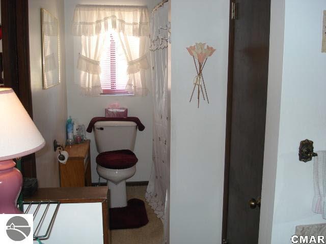 2646 West Wing Road Mount Pleasant, MI 48858 - Photo 10 of 24 1772477-9.JPG