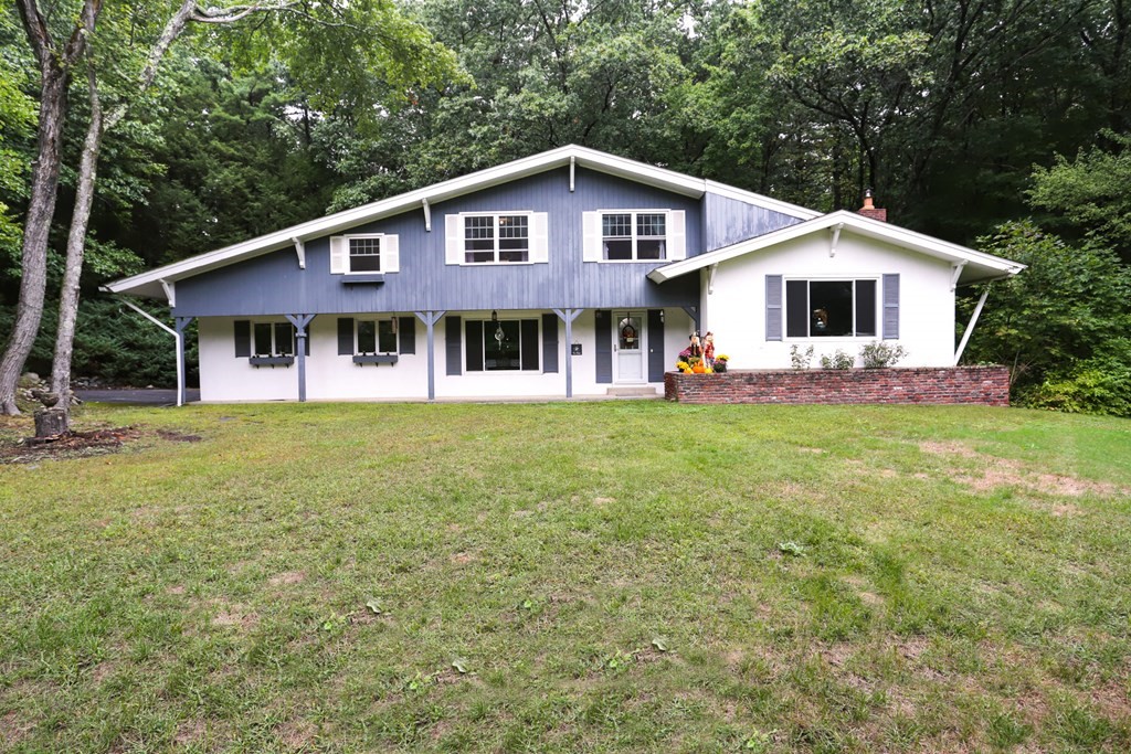 110 Murphy Road Hudson, MA 01749 - Photo 1 of 33 Gallery Image 1