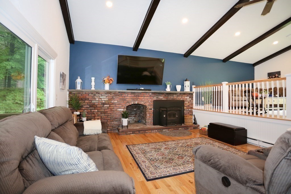 110 Murphy Road Hudson, MA 01749 - Photo 10 of 33 Gallery Image 10