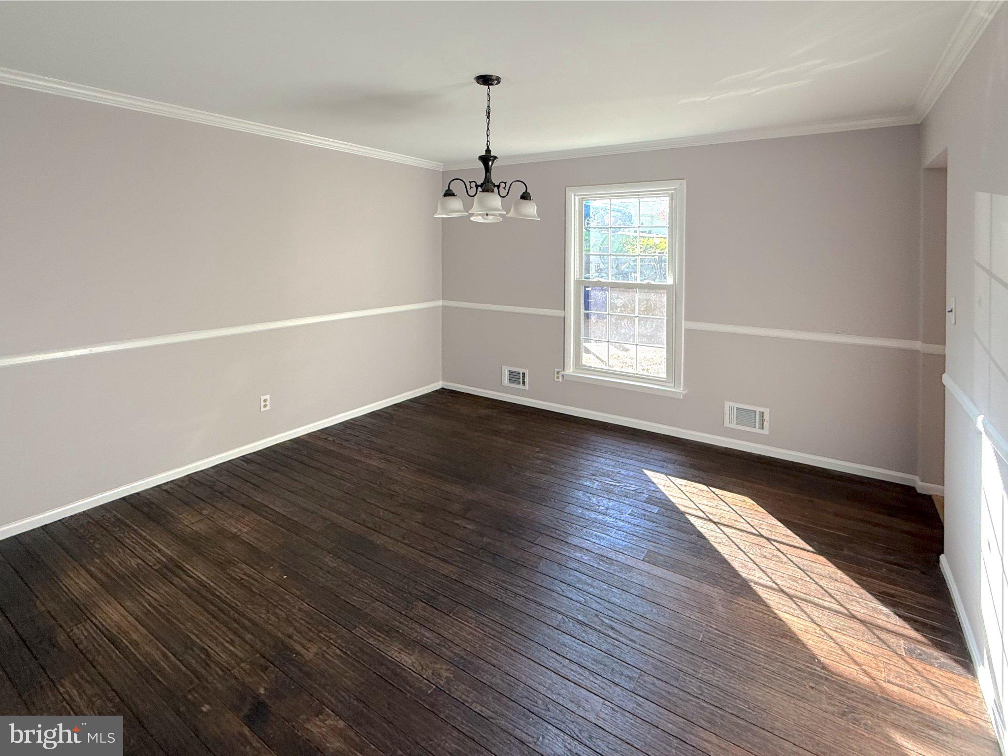 9006 Sidehill Road Ellicott City, MD 21042 - Photo 15 of 53 Bright and airy open space awaits.