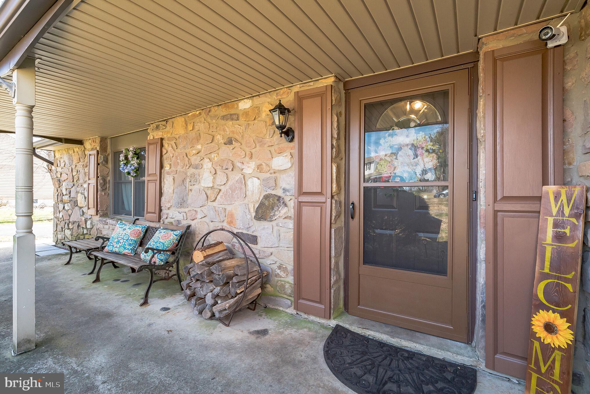 67 East Robin Road Southampton, PA 18966 - Photo 3 of 34 Gallery Image 3