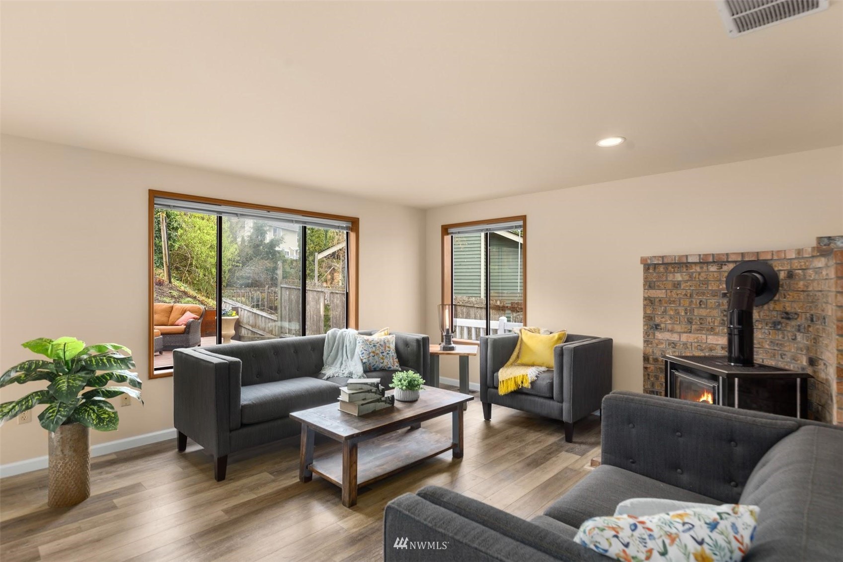 13951 Southeast 156th Street Renton, WA 98058 - Photo 16 of 33 Gallery Image 16