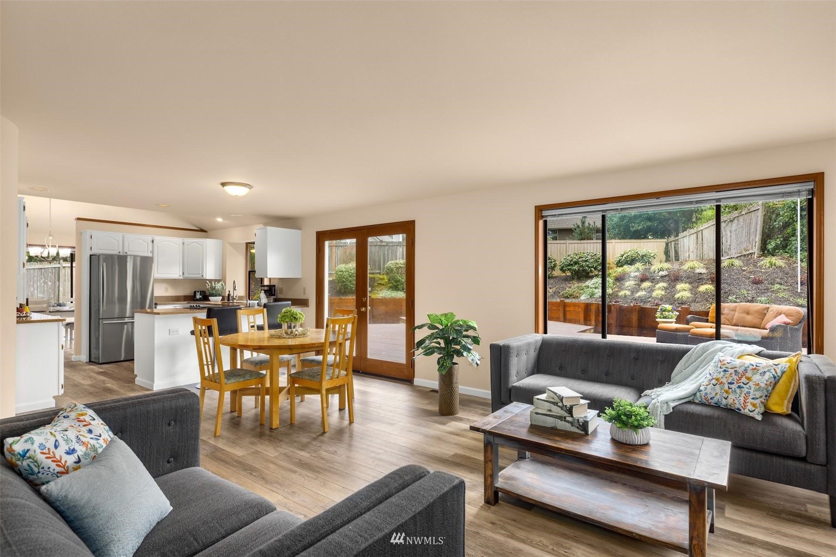 13951 Southeast 156th Street Renton, WA 98058 - Photo 17 of 33 Gallery Image 17