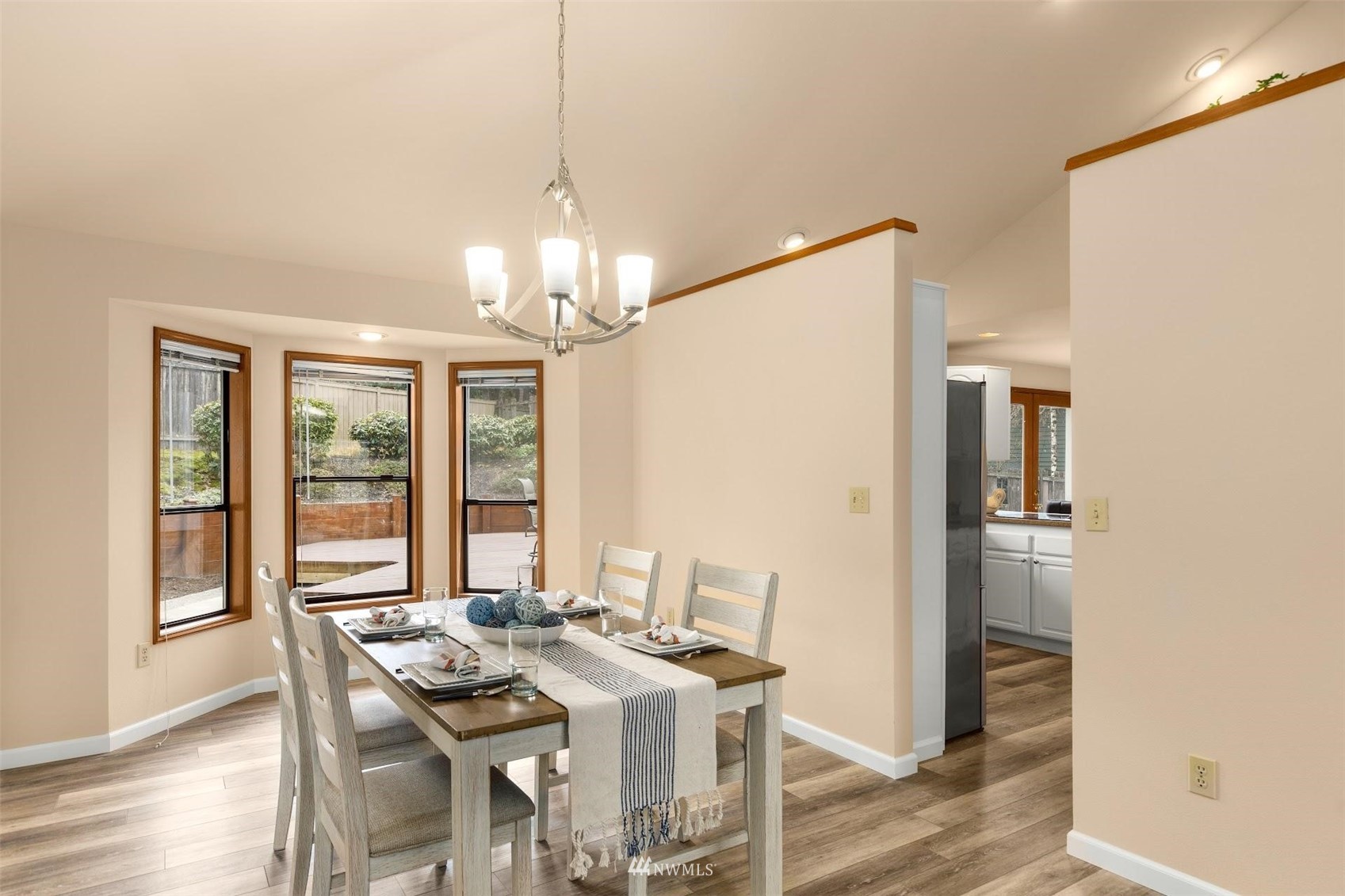 13951 Southeast 156th Street Renton, WA 98058 - Photo 8 of 33 Gallery Image 8