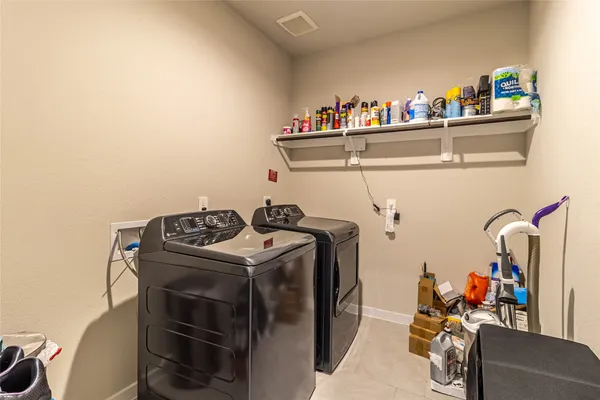 $2,650 | 3020 Stock Orch Lane, Houston, TX 77047