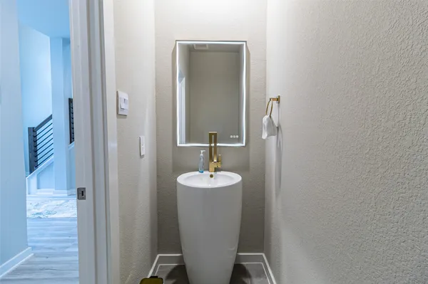 $2,650 | 3020 Stock Orch Lane, Houston, TX 77047