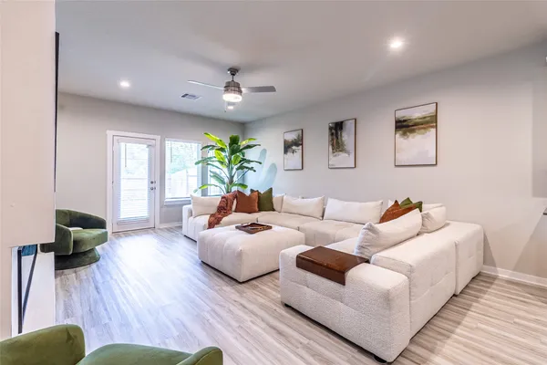 $2,650 | 3020 Stock Orch Lane, Houston, TX 77047