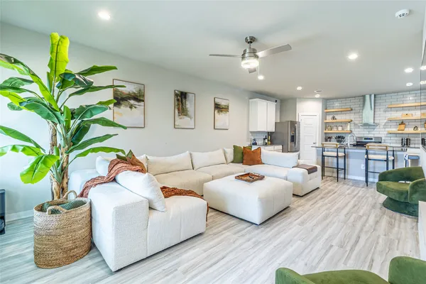 $2,650 | 3020 Stock Orch Lane, Houston, TX 77047