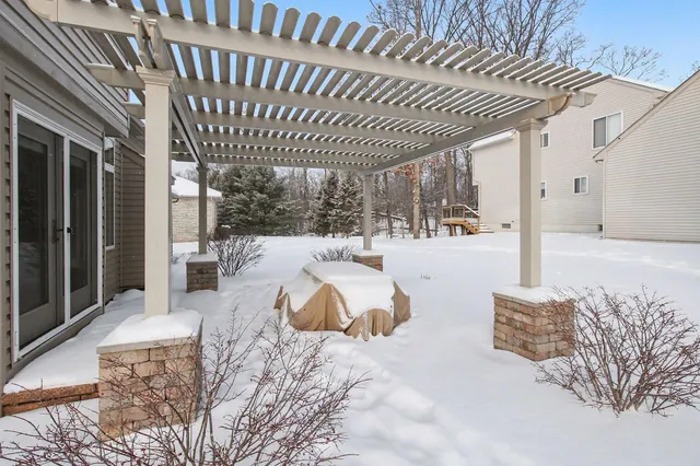 $474,900 | 1804 Kristina Drive, White Lake, MI 48386