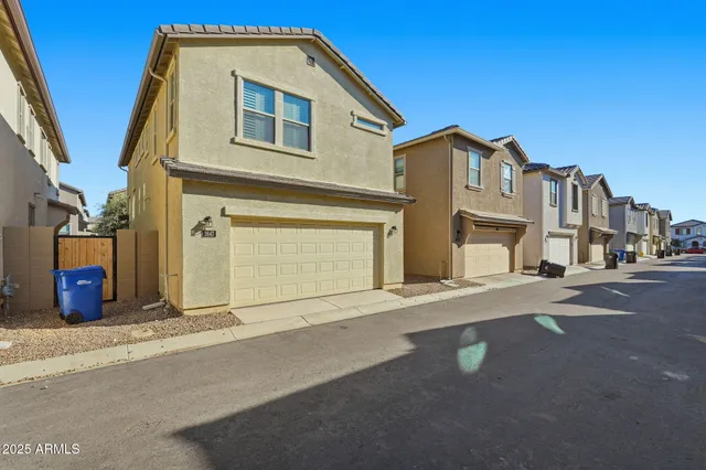 $2,200 | 1647 South 83rd Place, Mesa, AZ 85209