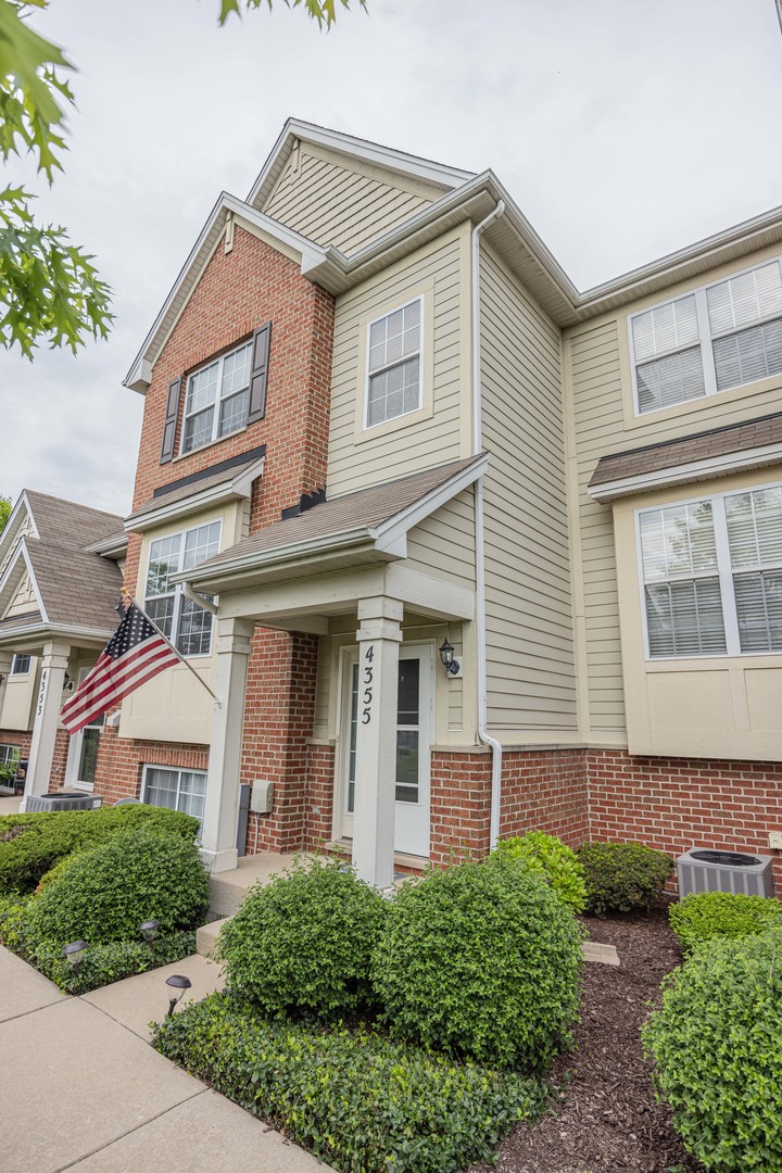 4355 Timber Ridge Court Joliet, IL 60431 - Photo 2 of 24 front view of a house