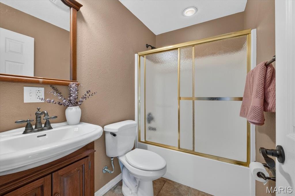 21610 Westview Road Carlyle, IL 62231 - Photo 9 of 38