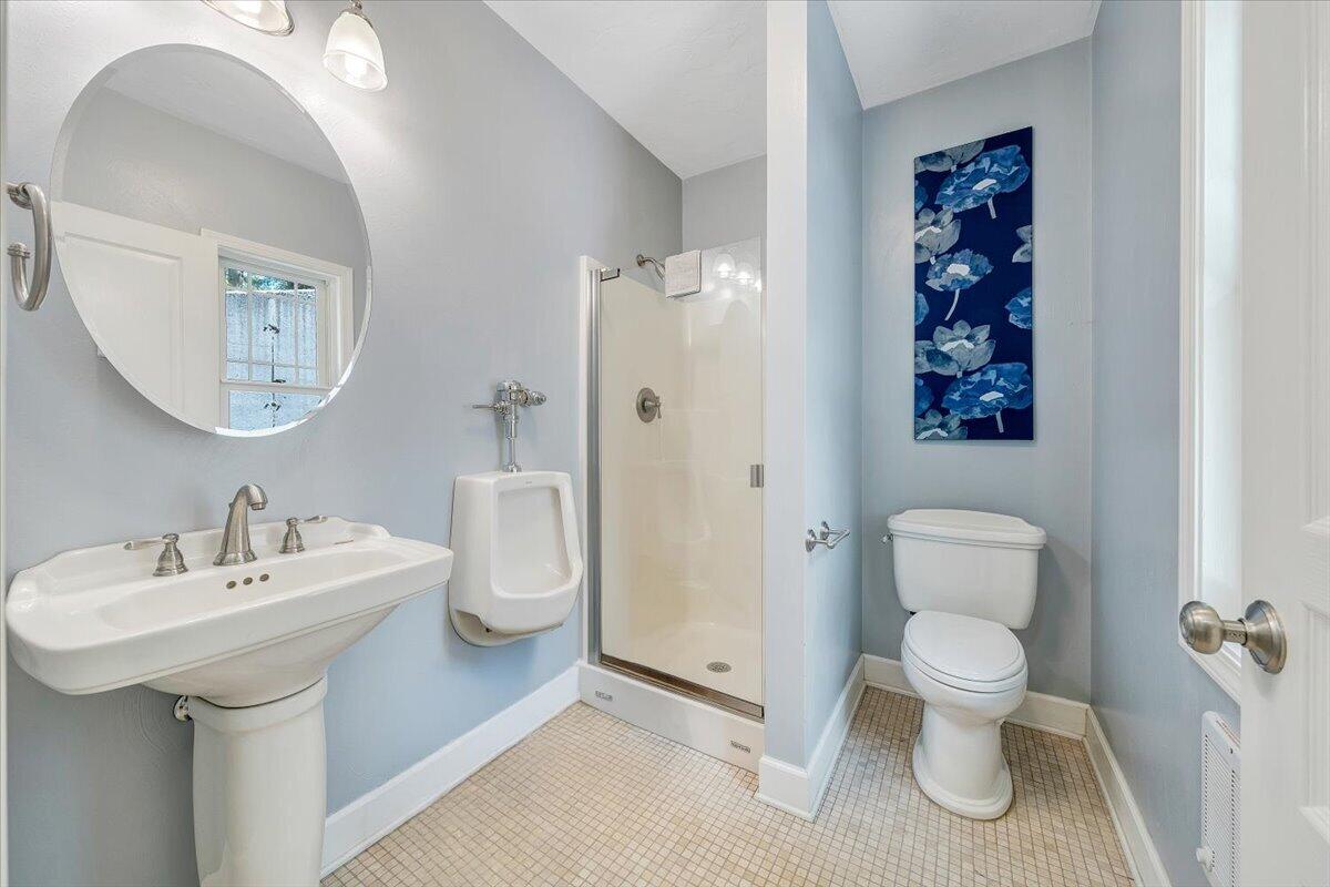 159 Lakeshore Terrace Road Hardy, VA 24101 - Photo 33 of 90 Bathroom