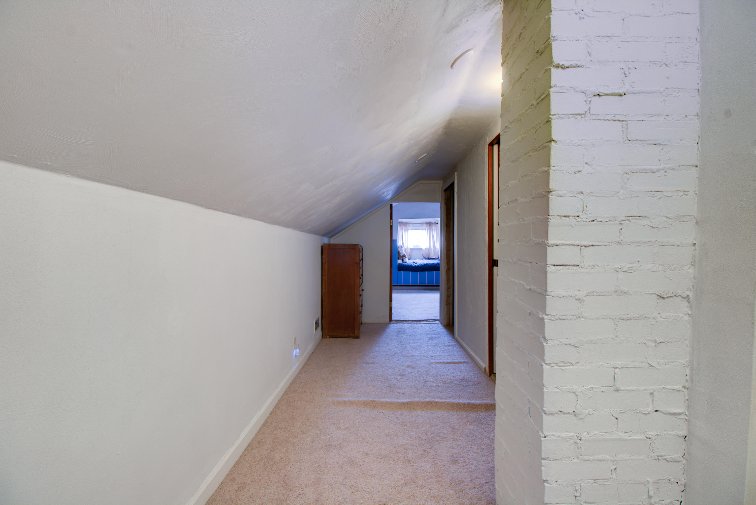 4324 Rakes Road Roanoke, VA 24014 - Photo 24 of 38 a view of hallway with hallway