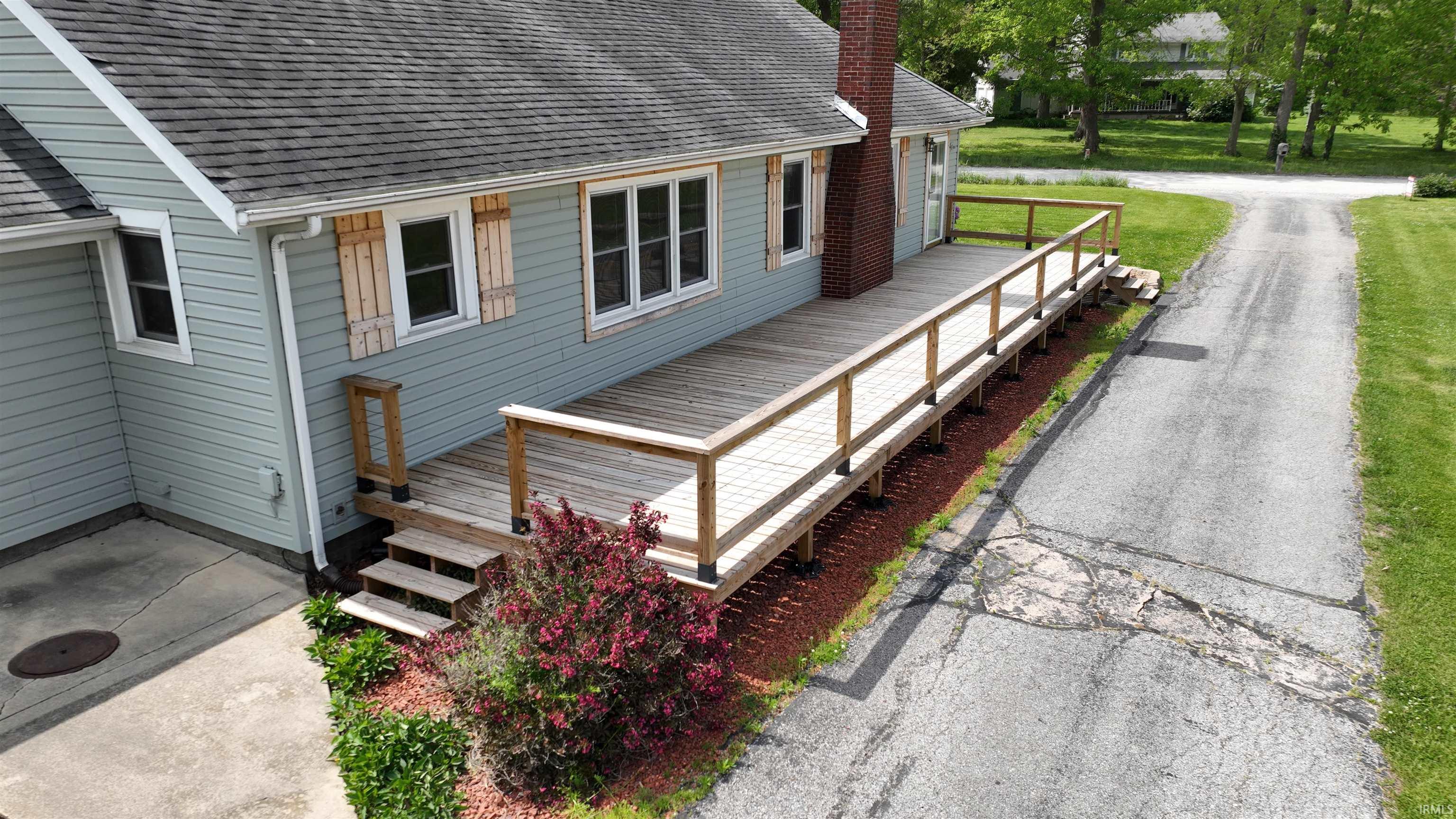 4386 Luse Road Monticello, IN 47960 - Photo 9 of 34