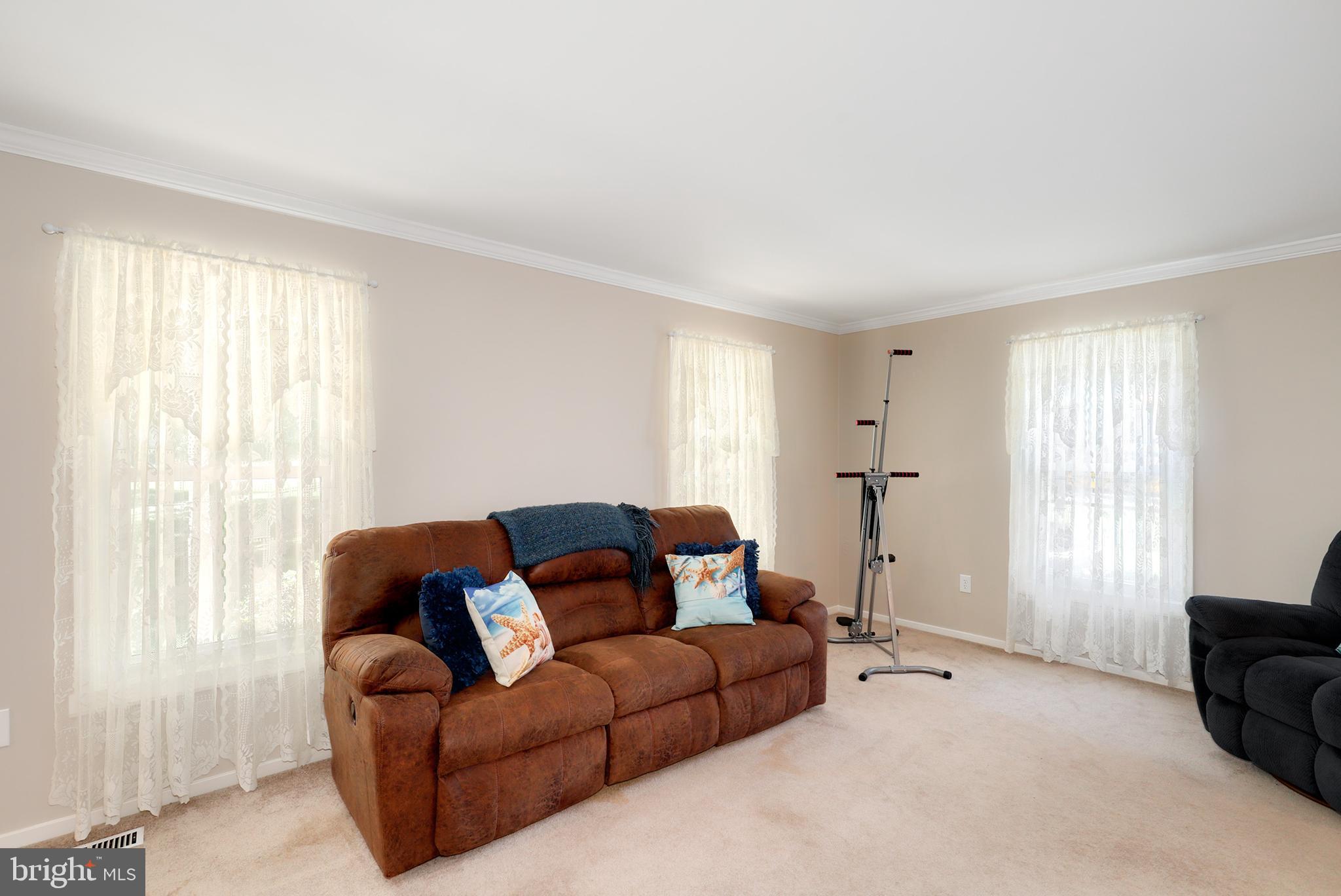 8380 Brock Bridge Road Laurel, MD 20724 - Photo 6 of 50 Gallery Image 6