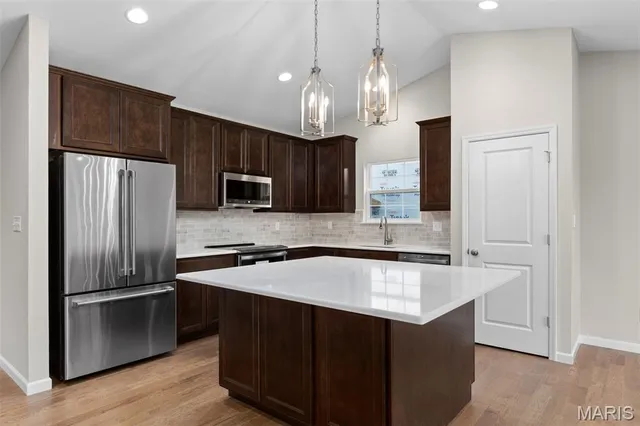 $510,957 | 280 Osprey Court, Lake St. Louis, MO 63367