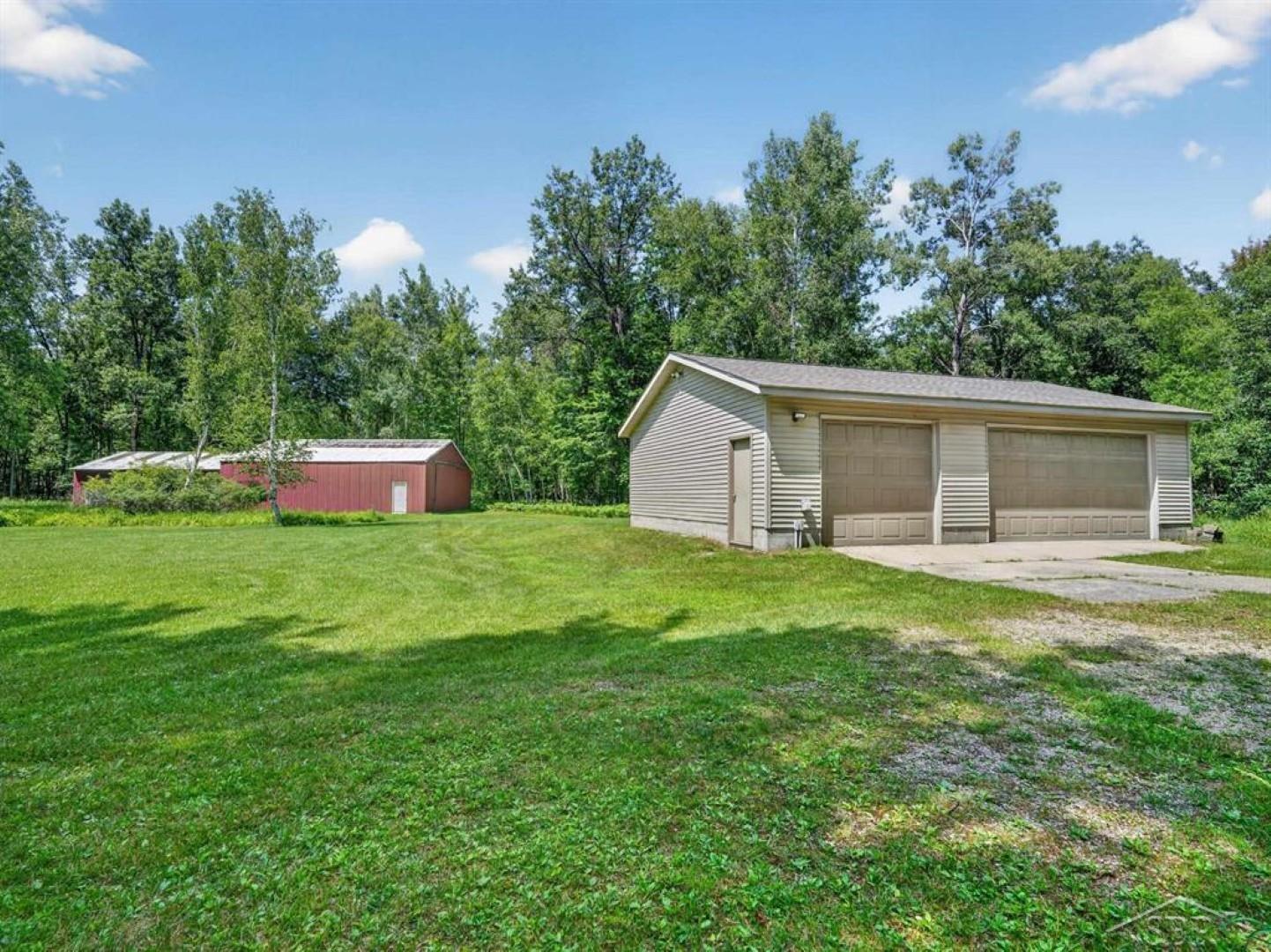 457 East Mier Road Midland, MI 48642 - Photo 36 of 53