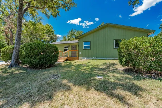 $260,000 | 304 Pine Street, Seven Points, TX 75143