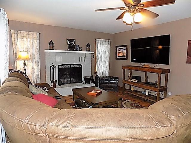 95 Ridgeway Street Greencastle, IN 46135 - Photo 4 of 36 Gallery Image 4