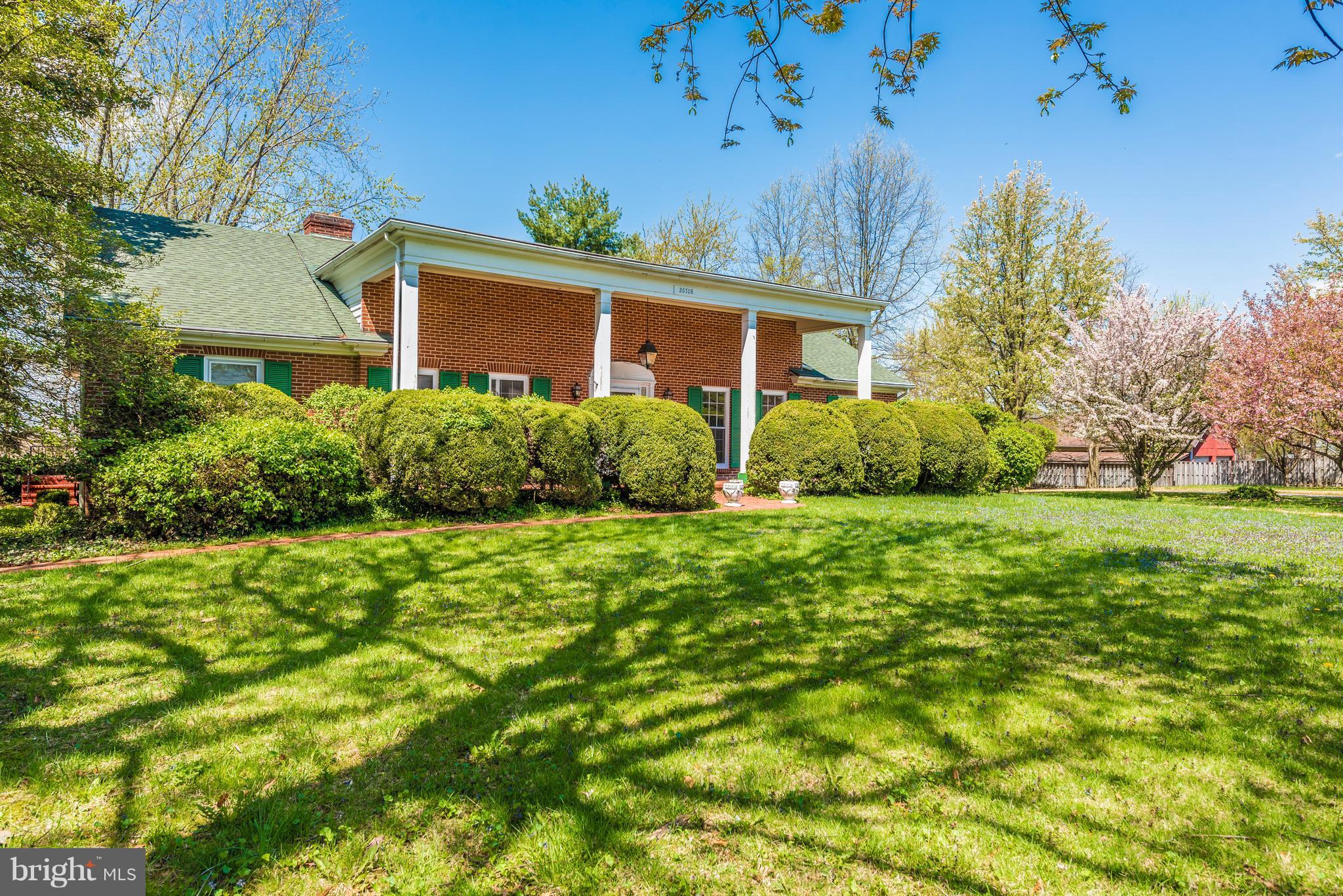 26708 Ridge Road Damascus, MD 20872 - Photo 4 of 30 Exterior (Front)