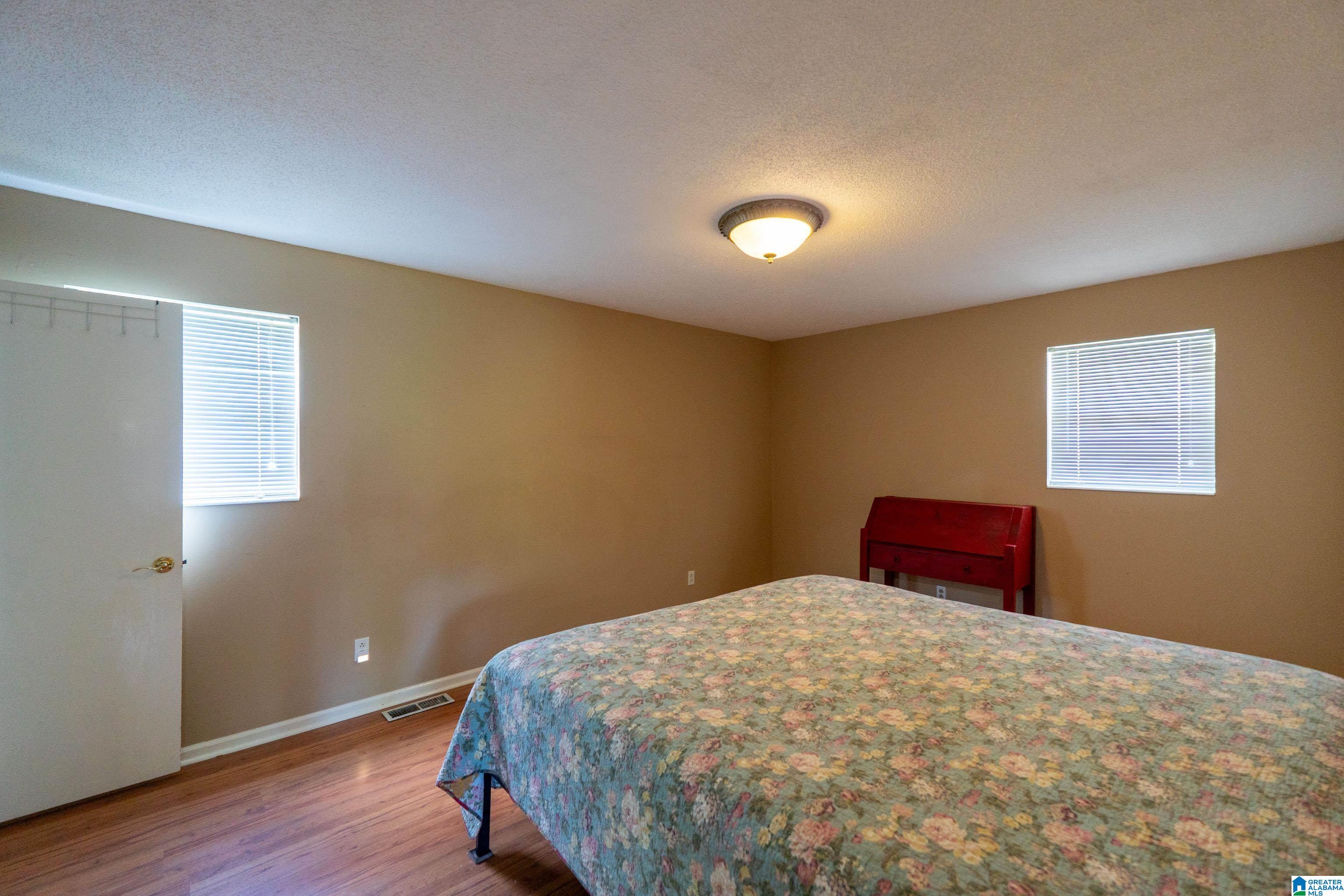 704 Hilltop Road Warrior, AL 35180 - Photo 16 of 56