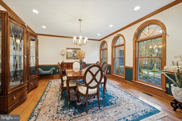 $975,000 | 44 Crown Oak Drive, Malvern, PA 19355