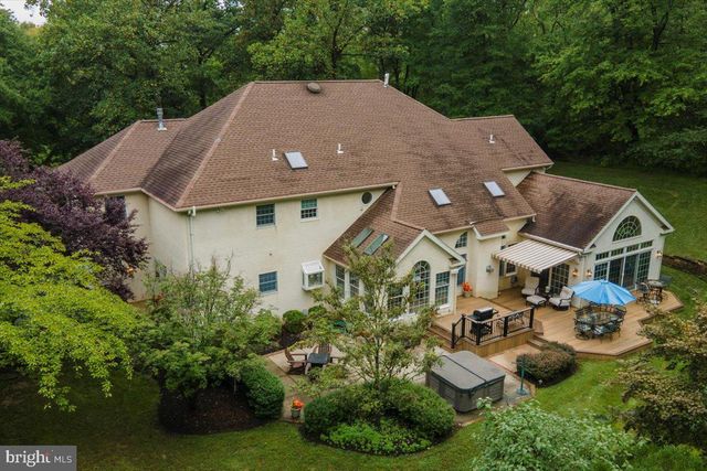 $975,000 | 44 Crown Oak Drive, Malvern, PA 19355