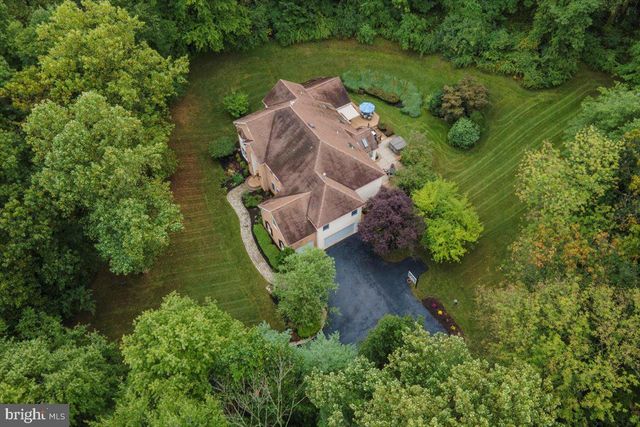 $975,000 | 44 Crown Oak Drive, Malvern, PA 19355