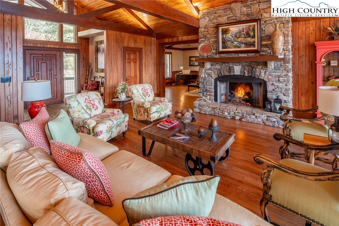 1215 Evergreen Drive Boone, NC 28607 - Photo 5 of 34