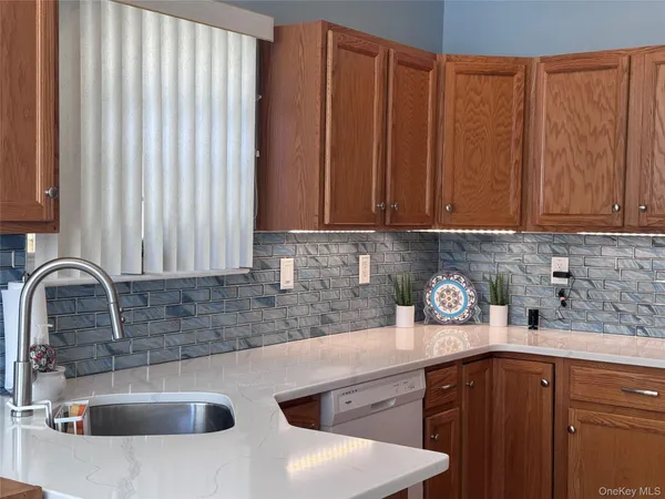 $485,000 | 4001 St Andrews Avenue, Unit 4001, Riverhead, NY 11901