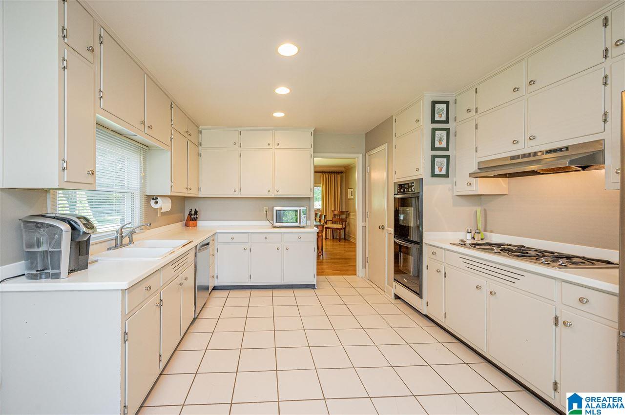 3621 Springhill Road Birmingham, AL 35223 - Photo 13 of 50