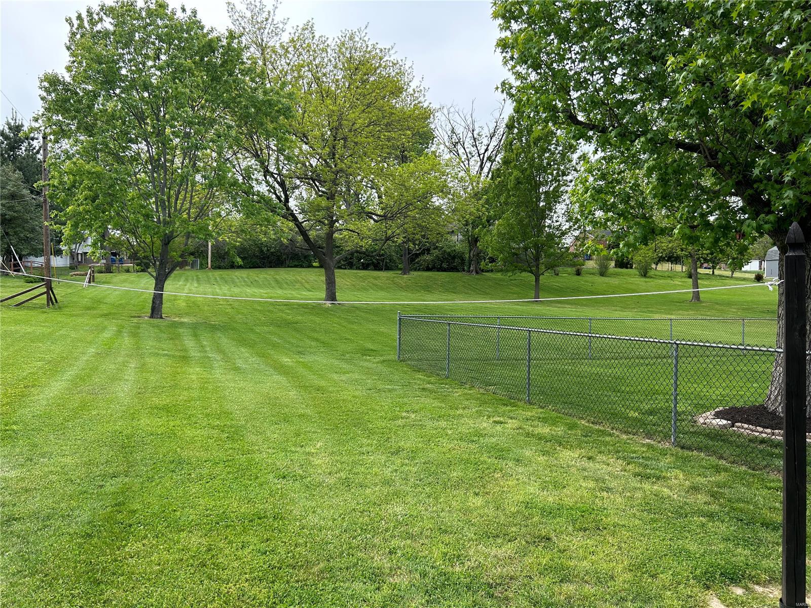 716 Buckley Road St. Louis, MO 63125 - Photo 2 of 2 Gallery Image 2
