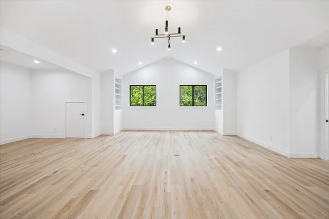 $1,420,000 | 1201 Confederate Road, Houston, TX 77055