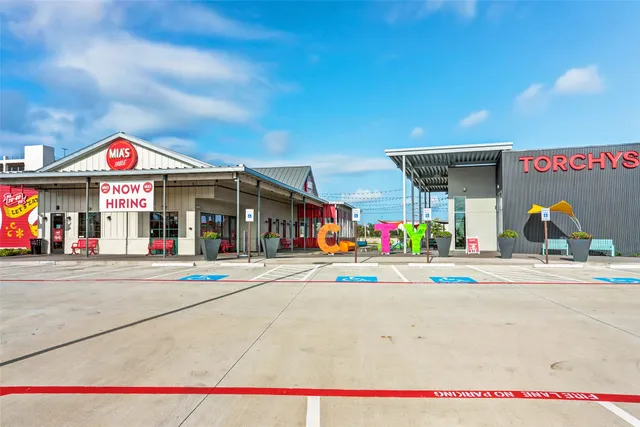 $1,420,000 | 1201 Confederate Road, Houston, TX 77055