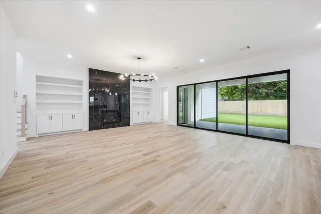 $1,420,000 | 1201 Confederate Road, Houston, TX 77055